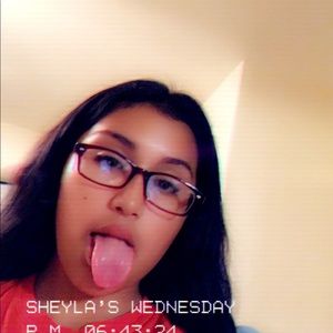 Meet your Posher, Sheyla